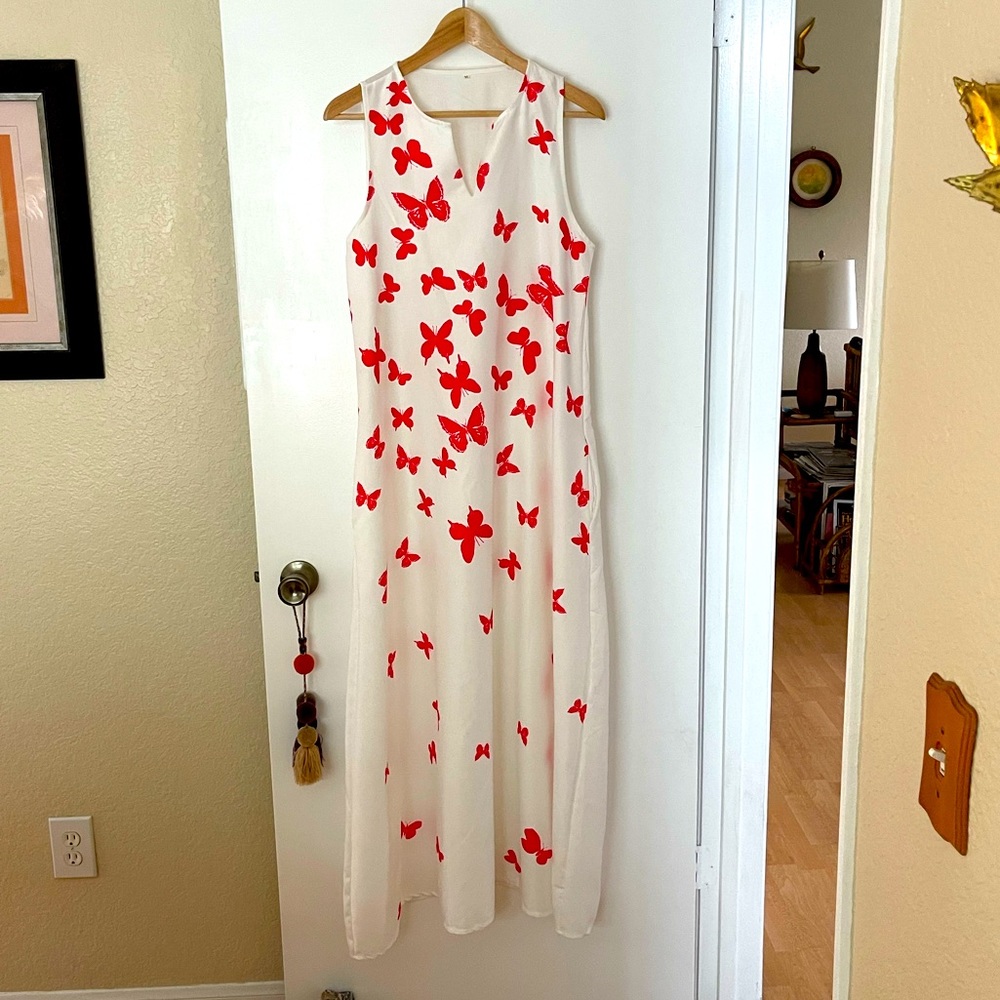 *SOLD* Vintage Butterfly long dress/tank dress, size M (6-8), like new.